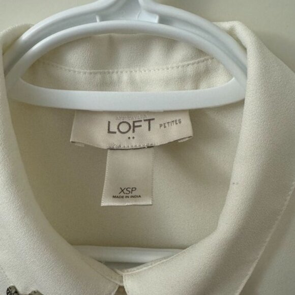 Loft Petites Sleeveless Button Up Polo - Picture 4 of 5